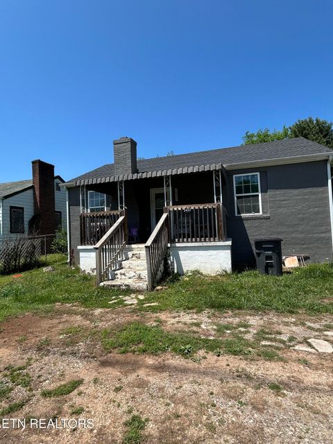 Single Family Residence in Knoxville TN 3417 Wilson Ave.jpg
