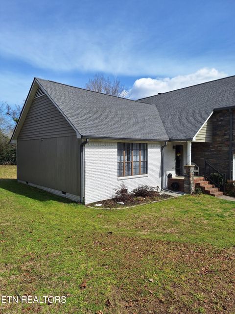 Single Family Residence in Chattanooga TN 9317 Fuller Rd.jpg