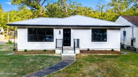Single Family Residence in Chattanooga TN 200 S Howell Ave.jpg