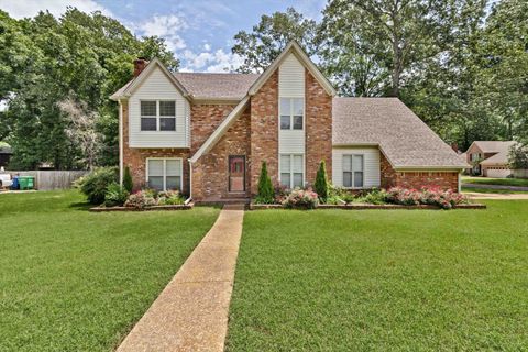 Single Family Residence in Germantown TN 2010 NEWFIELDS RD.jpg