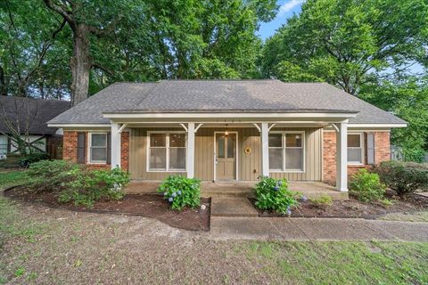 Single Family Residence in Memphis TN 1425 TREEHAVEN CV.jpg