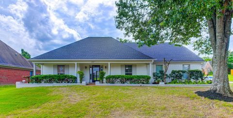 Single Family Residence in Memphis TN 1937 ADA LN.jpg