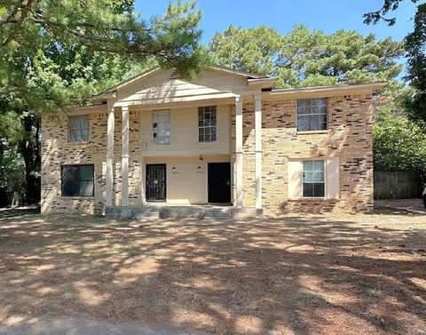Duplex in Memphis TN 5564-5566 APPLE BLOSSOM DR.jpg