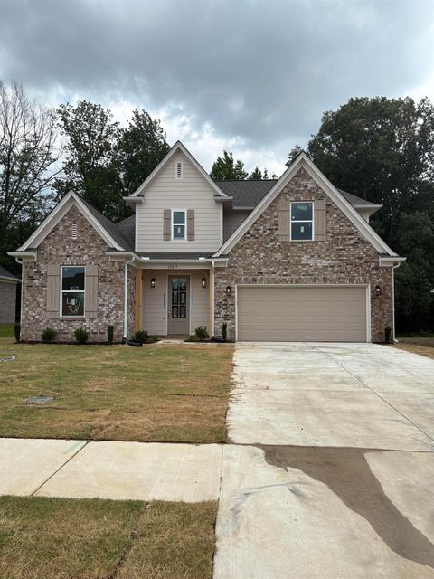 Single Family Residence in Olive Branch MS 10243 MARCH MEADOWS WAY.jpg