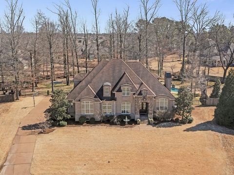 Single Family Residence in Jackson TN 50 N SPRING DR.jpg