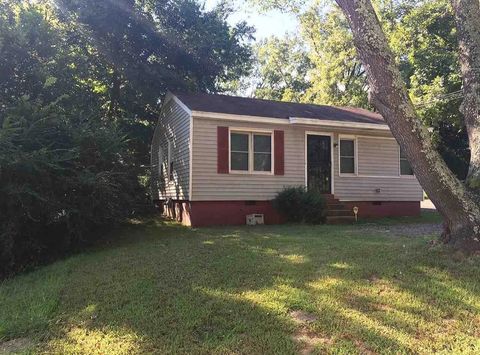 Single Family Residence in Jackson TN 225 CROCKER ST.jpg