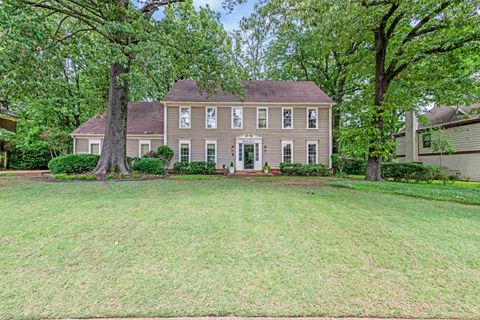 Single Family Residence in Germantown TN 8422 POPLAR PIKE.jpg