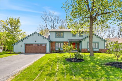 Single Family Residence in Rochester NY 23 Parkside Lane.jpg