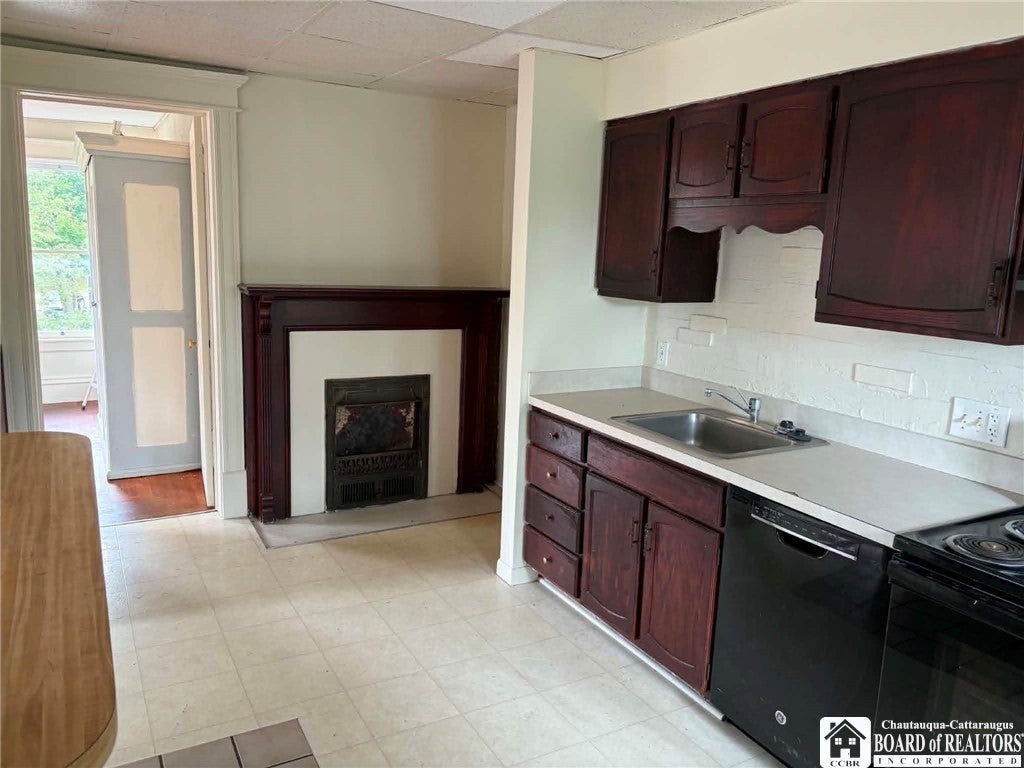 212 1/2 Lakeview Ave #212 AND, Jamestown, NY 14701 photo