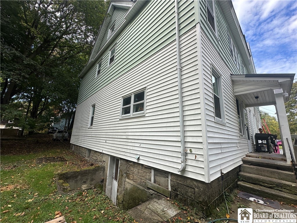 292 Falconer St, Jamestown, NY 14701 photo