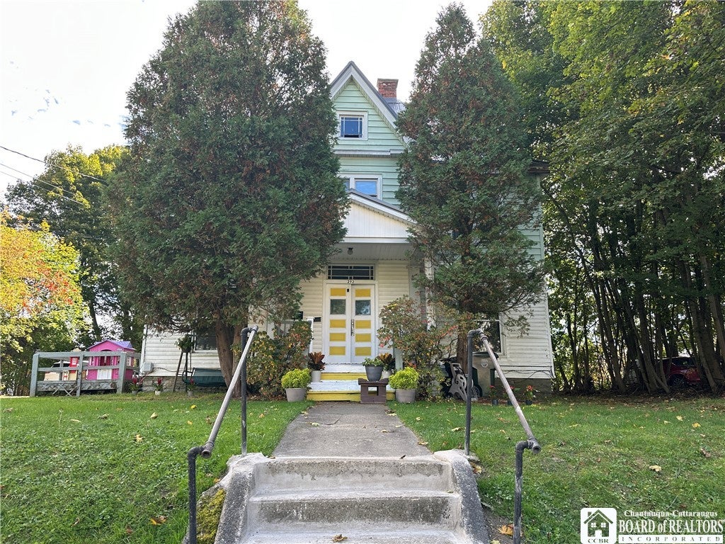 292 Falconer St, Jamestown, NY 14701