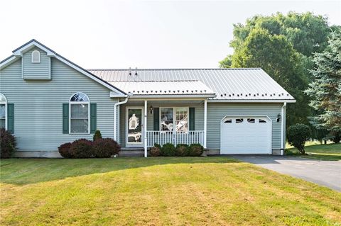 Townhouse in Batavia NY 32 Valle Drive.jpg