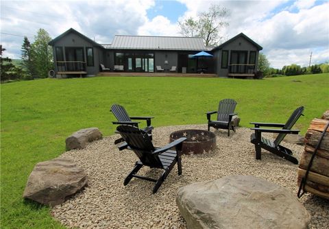 Single Family Residence in Fleischmanns NY 2185 Hog Mountain Road.jpg