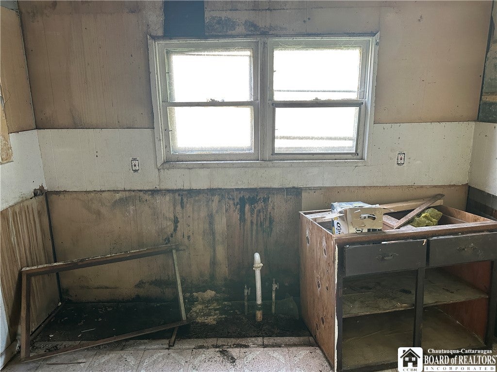 52 Mckinley Ave, Jamestown, NY 14701 photo