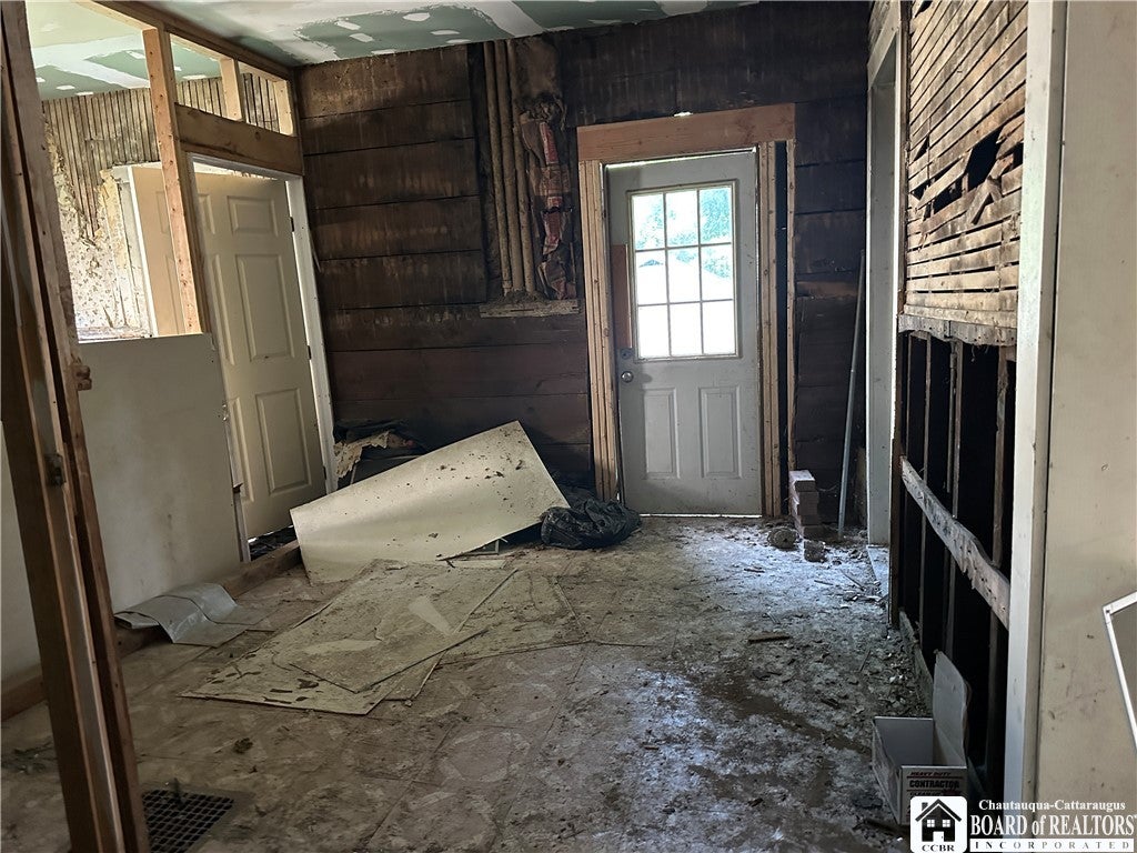 52 Mckinley Ave, Jamestown, NY 14701 photo