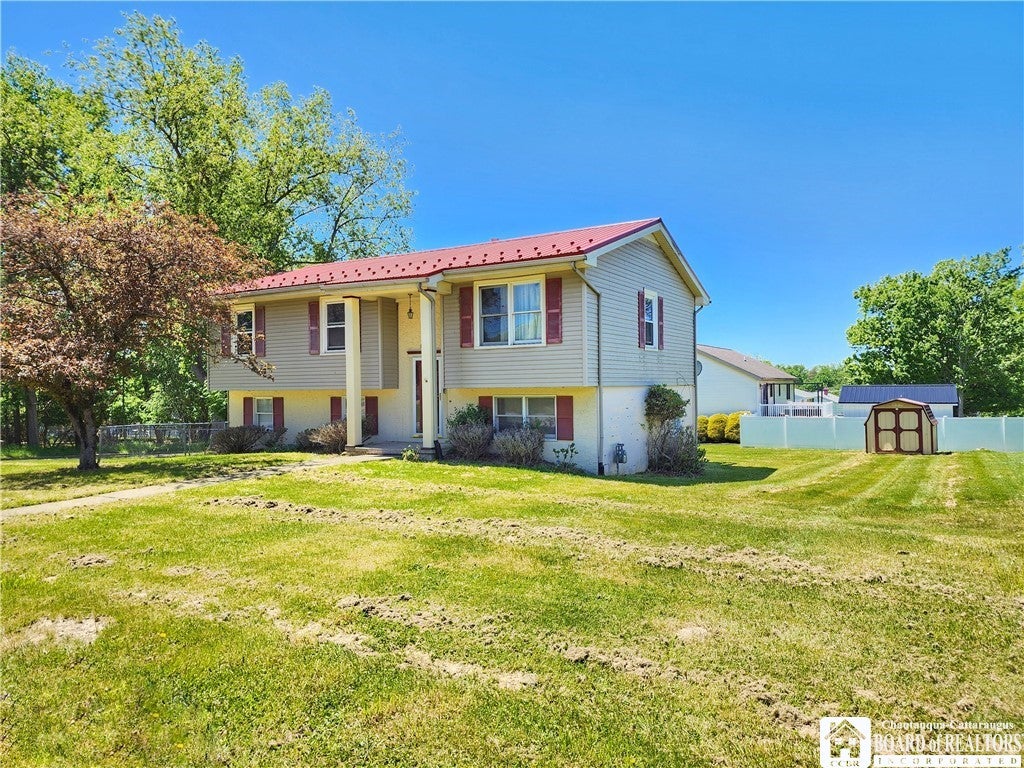 59 Ames Ave, Jamestown, NY 14701 photo