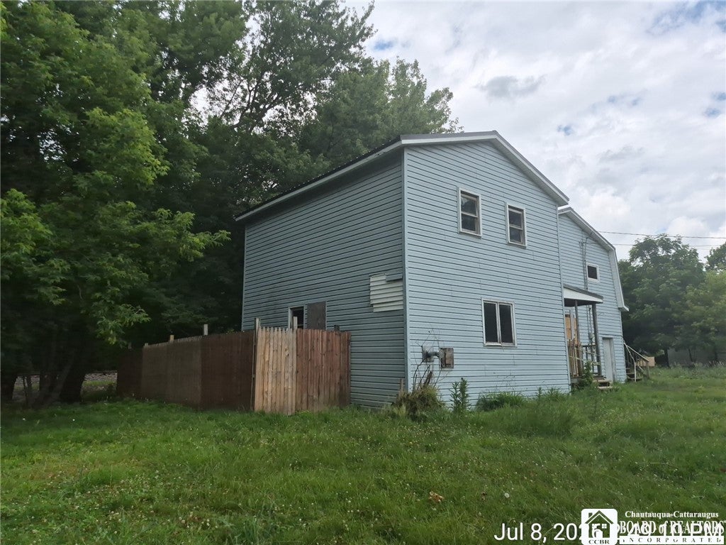 16 W 10th St, Jamestown, NY 14701 photo