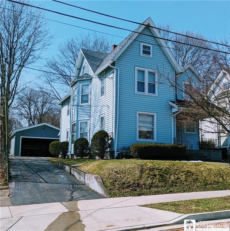 83 Bowen St, Jamestown, NY 14701