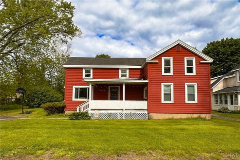 Single Family Residence in Oneida NY 5276 Oneida Street.jpg