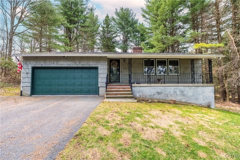 Single Family Residence in Cazenovia NY 2070 Wright Road.jpg