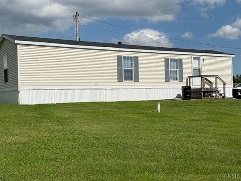 Mobile Home in Canastota NY 4403 E Milestrip Road.jpg