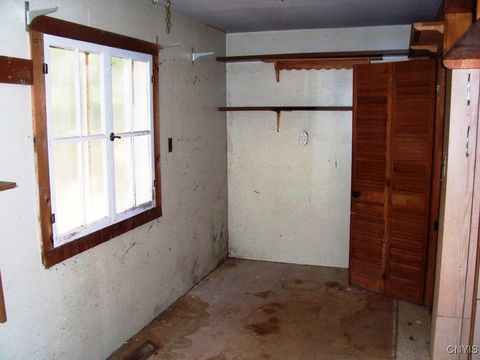 Single Family Residence in Madison NY 4117 Augusta Road 11.jpg