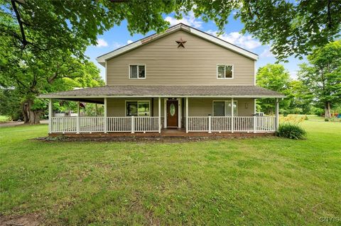 Single Family Residence in Deansboro NY 6895 Hughes Road.jpg