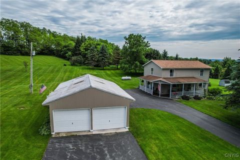 Single Family Residence in Cazenovia NY 3554 Cody Road.jpg
