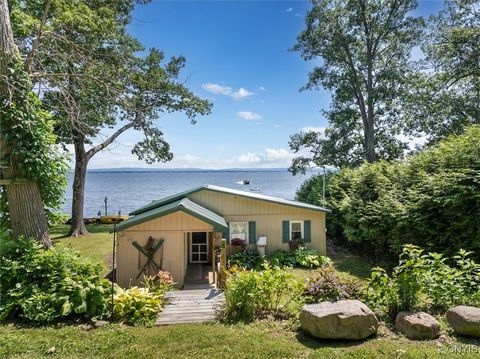 Single Family Residence in Cleveland NY 308 Drive 10 Dr.jpg