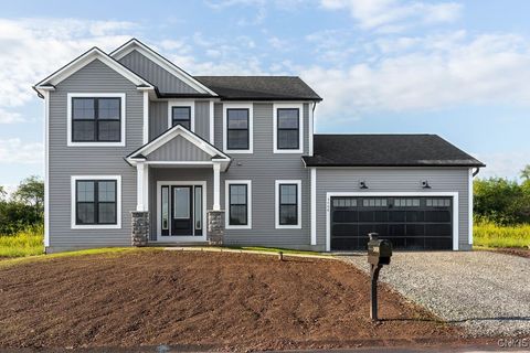 Single Family Residence in Manlius NY Lot 13 Bishop Brook Circle.jpg