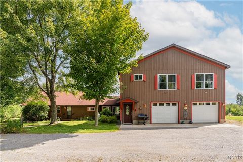 Single Family Residence in Morrisville NY 3800 English Avenue.jpg