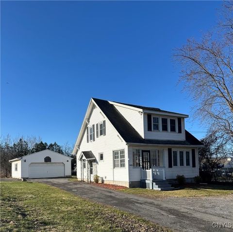 Single Family Residence in Canastota NY 3428 Seneca Turnpike.jpg