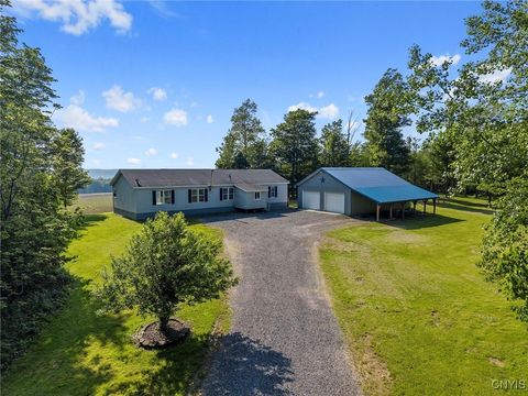 Single Family Residence in Munnsville NY 6669 Rottamore Road.jpg