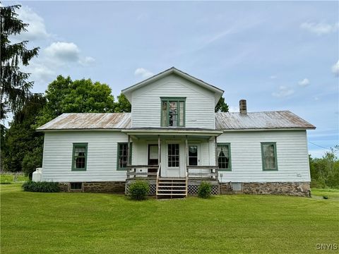 Single Family Residence in Morrisville NY 4151 State Route 20.jpg
