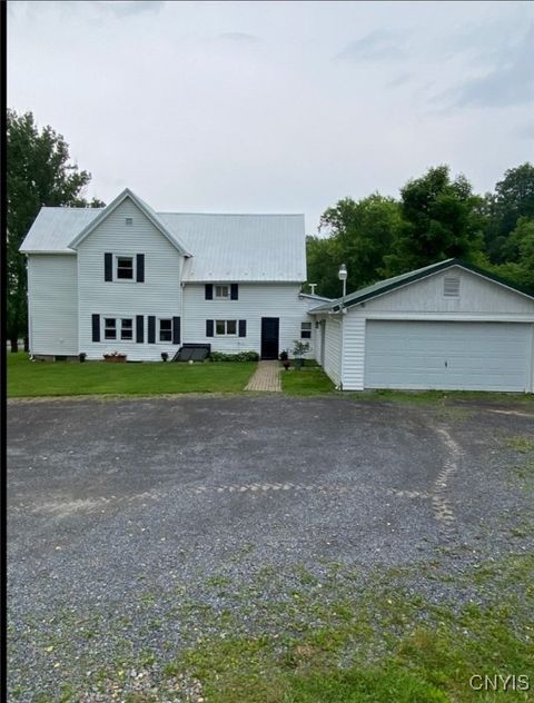 Single Family Residence in Madison NY 3992 Center Road.jpg