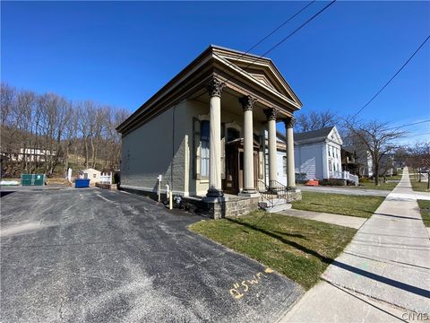 Mixed Use in Earlville NY 75 E Main Street.jpg