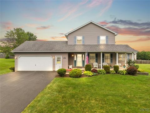 Single Family Residence in Oneida NY 135 Hunt Valley Road.jpg