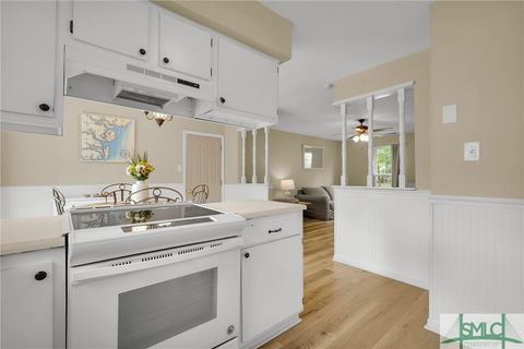 Single Family Residence in Richmond Hill GA 195 Cherokee Street 8.jpg