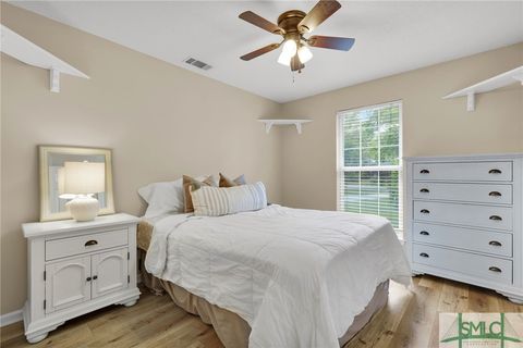 Single Family Residence in Richmond Hill GA 195 Cherokee Street 13.jpg