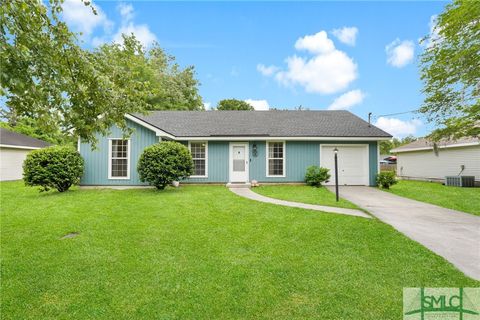 Single Family Residence in Richmond Hill GA 195 Cherokee Street.jpg