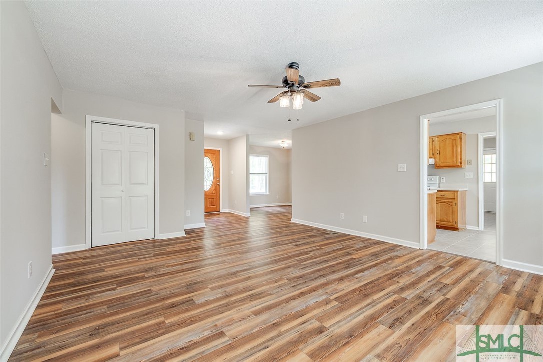 Single Family Residence in Clyo GA 1488 Old Augusta Road 4.jpg