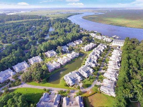 Condominium in Richmond Hill GA 204 River Oaks Drive.jpg