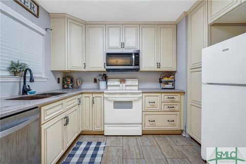 Single Family Residence in Richmond Hill GA 11 Pelican Court 11.jpg