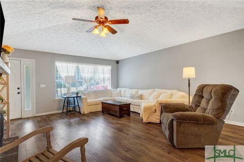 Single Family Residence in Richmond Hill GA 11 Pelican Court 4.jpg