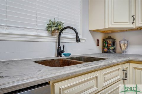Single Family Residence in Richmond Hill GA 11 Pelican Court 12.jpg