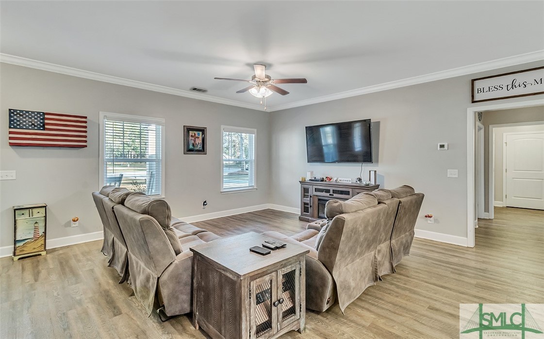 Single Family Residence in Guyton GA 14 S Camelia Court 2.jpg