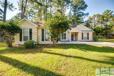 Single Family Residence in Hinesville GA 313 S Maple Drive.jpg