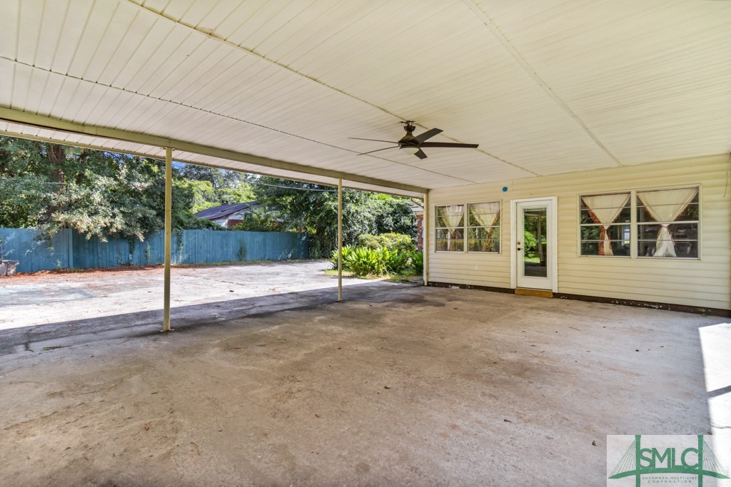 Single Family Residence in Bloomingdale GA 7016 17 Highway 20.jpg