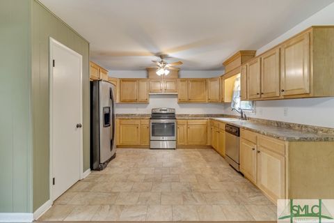 Single Family Residence in Bloomingdale GA 7016 17 Highway 9.jpg
