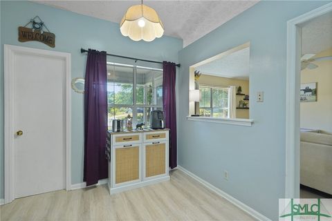 Single Family Residence in Richmond Hill GA 121 Pelican Lane 26.jpg